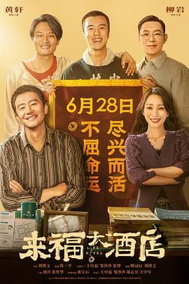 脱了她裙子摸进她的内裤亲吻