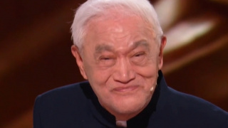 八重神子扒开胸罩给男生看